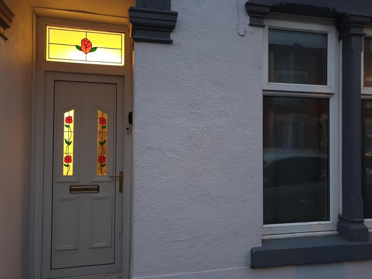 The Perfect Stay - Northampton Exterior photo